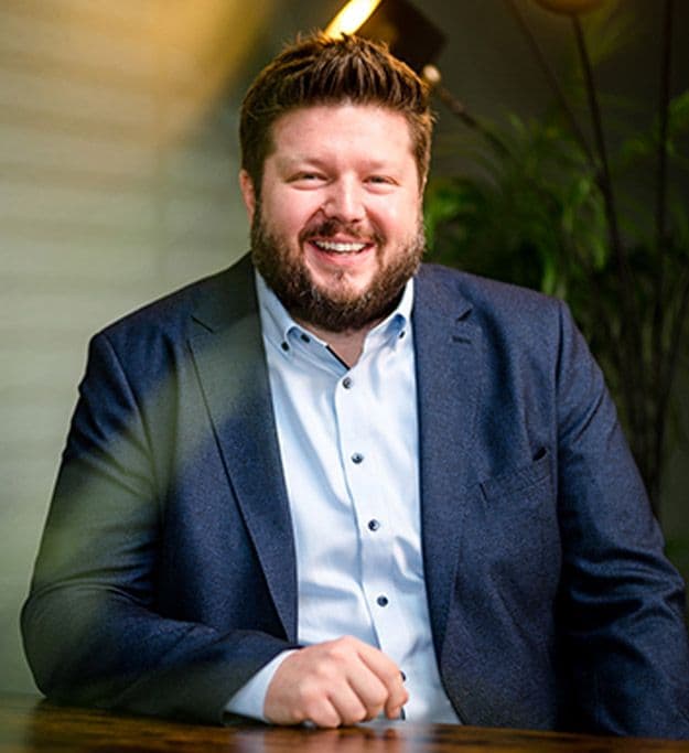 Oliver Oettgen — Handwerker